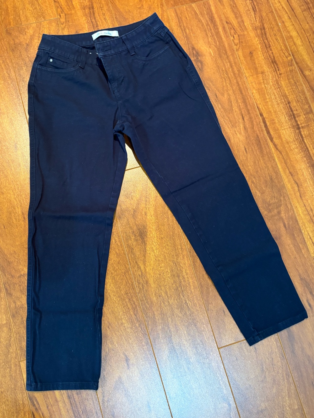 👗2 for $15 or 3 for $20👗Croft & Barrow Navy Blue Capris - Stretch Knit